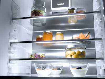 Встраиваемый холодильник Miele K 7777 B